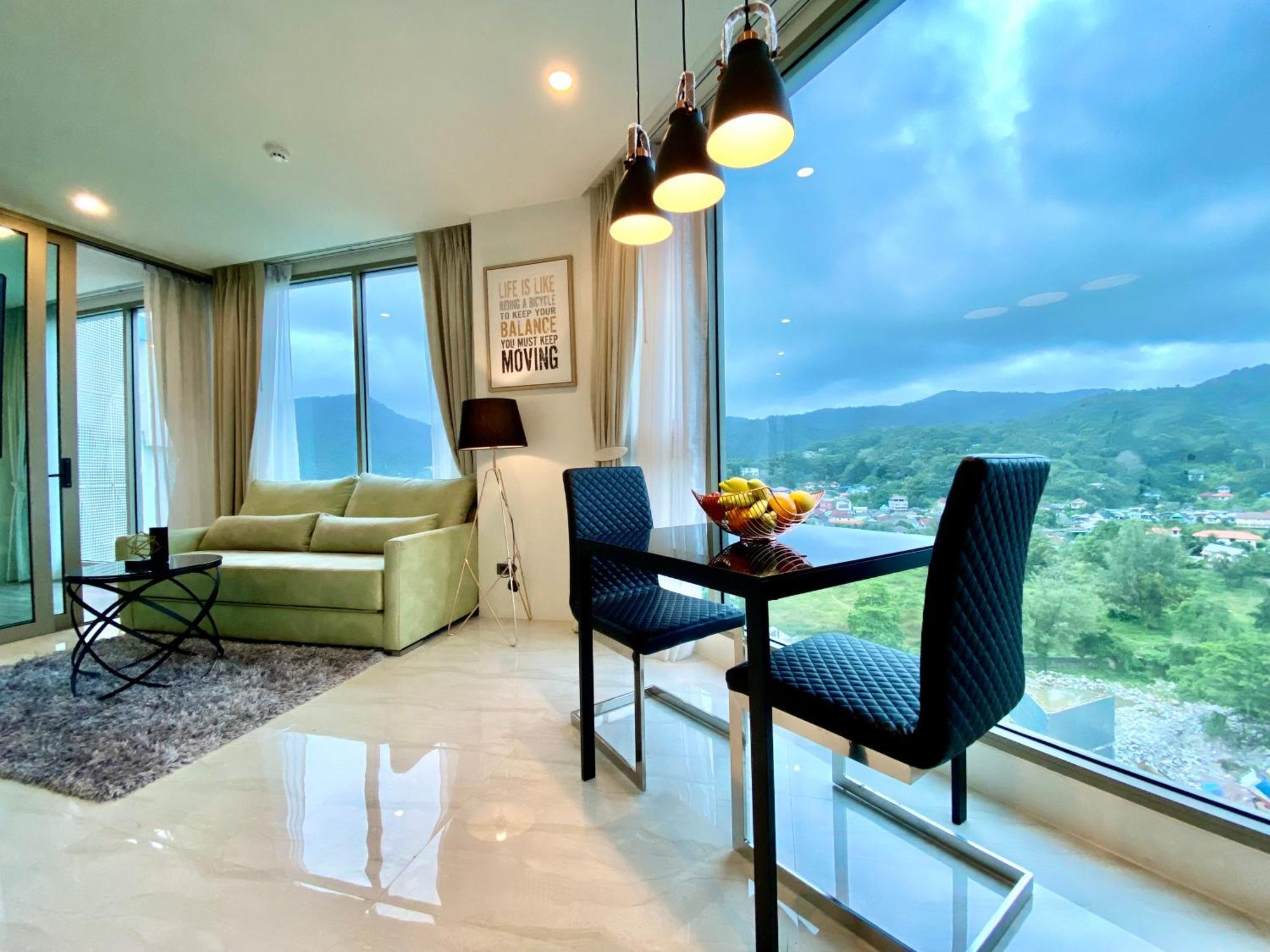 Oceana Sea View -